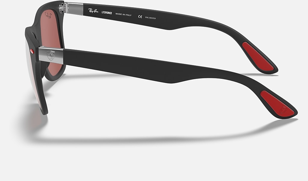 Ray ban discount ferrari wayfarer polarized